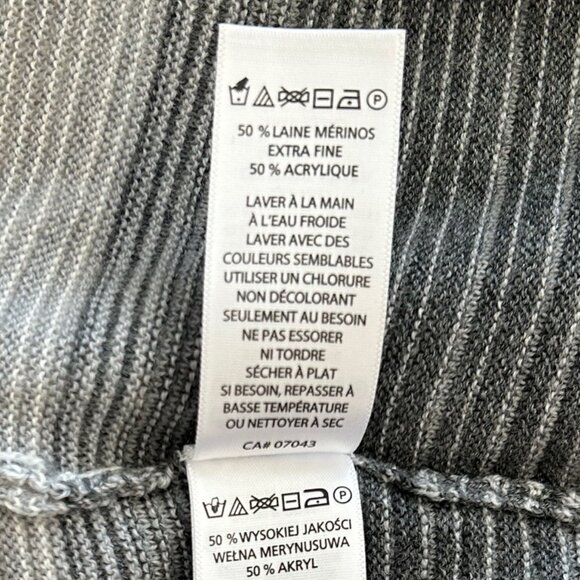 Tahari Extrafine Merino Wool / Acrylic Sweater Size Small - Picture 5 of 9